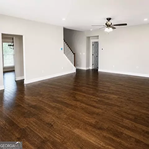 Living - 150 Peppertree Dr, Newnan, GA 30265 photo 1 of 3