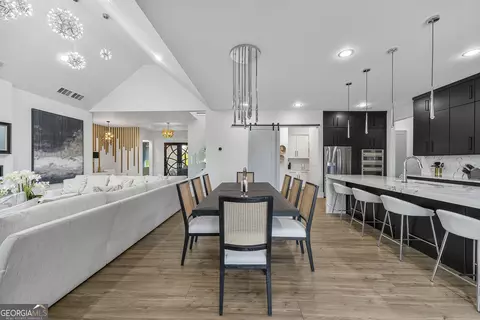Dining - 3535 River Birch Loop, Jefferson, GA 30549 photo 2 of 6