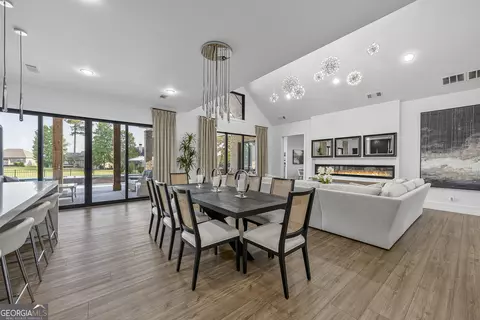 Dining - 3535 River Birch Loop, Jefferson, GA 30549 photo 4 of 6