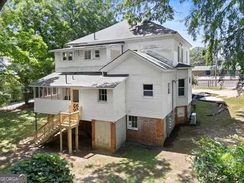 Exterior - 2158 N Broad St, Commerce, GA 30529 photo 8 of 8