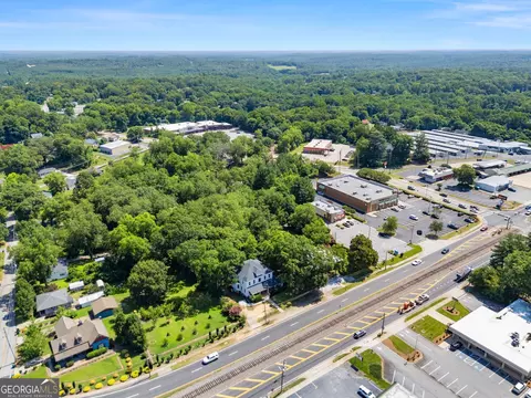 View/Area - 2158 N Broad St, Commerce, GA 30529 photo 3 of 6