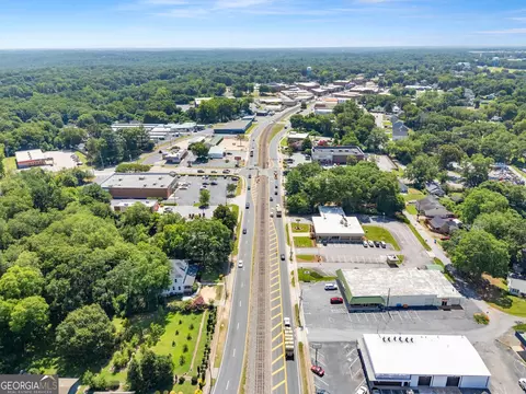 View/Area - 2158 N Broad St, Commerce, GA 30529 photo 4 of 6