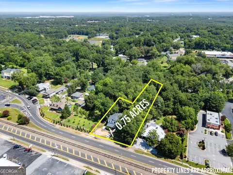 View/Area - 2158 N Broad St, Commerce, GA 30529 photo 1 of 6
