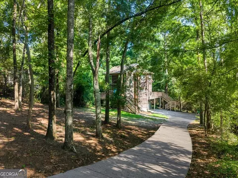 Exterior - 111 Chadwick Rd, Warner Robins, GA 31088 photo 9 of 15
