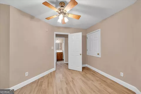 Bedroom - 111 Chadwick Rd, Warner Robins, GA 31088 photo 2 of 6