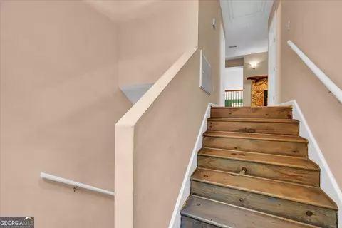 Entry Way - 111 Chadwick Rd, Warner Robins, GA 31088 photo 3 of 4