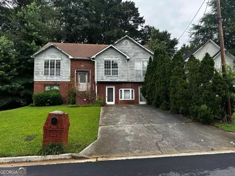 6364 Phillips Ct, Lithonia, GA 30058