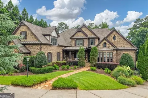 1255 Waterfall Ln NW, Acworth, GA 30101