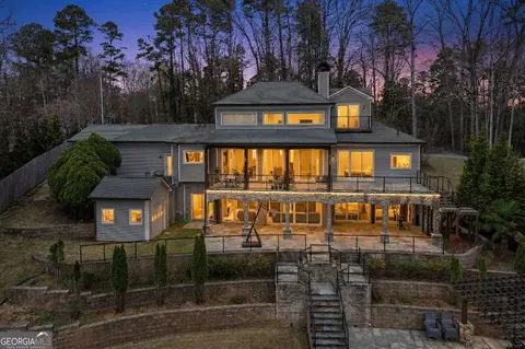 4801 Propes Dr, Oakwood, GA 30566