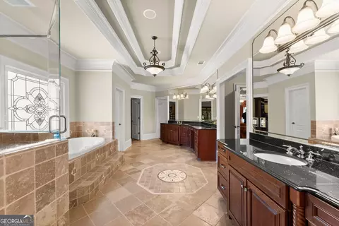 Bath - 1310 Settles Rd, Suwanee, GA 30024 photo 5 of 11