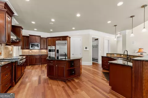 Kitchen - 1310 Settles Rd, Suwanee, GA 30024 photo 1 of 9