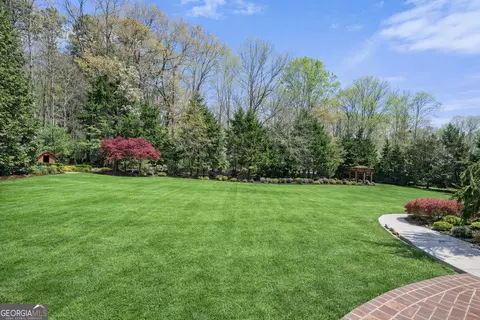 Exterior - 1310 Settles Rd, Suwanee, GA 30024 photo 6 of 8