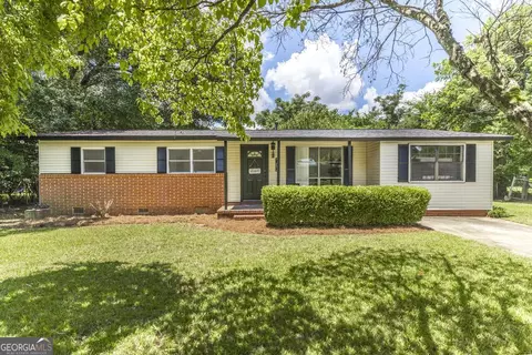 103 Lake Dr, Warner Robins, GA 31088