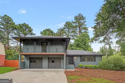 4094 Indian Trce SW, Lilburn, GA 30047