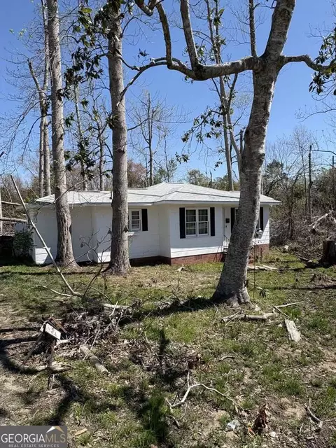 646 N Main St, Swainsboro, GA 30401
