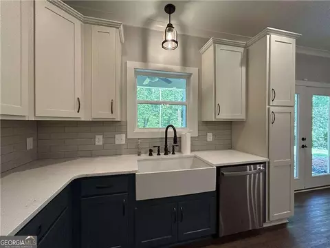 Kitchen - 390 Lummus Rd, Covington, GA 30016 photo 3 of 3