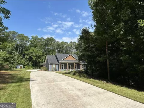 Exterior - 390 Lummus Rd, Covington, GA 30016 photo 2 of 8