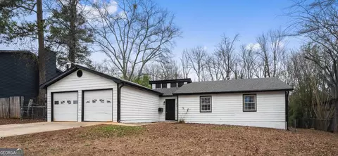 2814 Woodhollow Ln, Jonesboro, GA 30236
