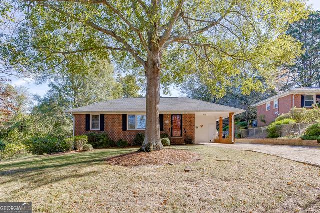 1152 Piedmont Pl, Gainesville, GA 30501