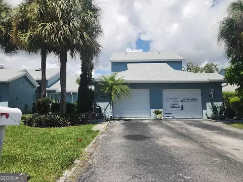 3997 Island Club Dr, Lake Worth, FL 33462