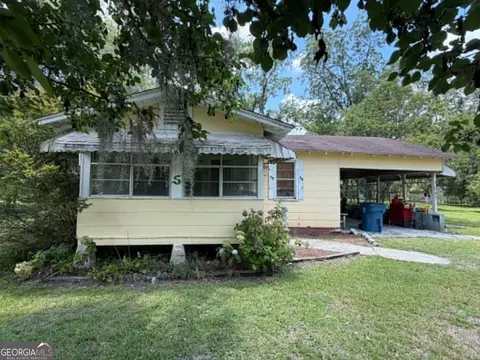 3087 Albany Ave, Waycross, GA 31503