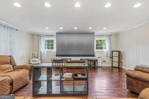 Living - 164 Buttrill Rd, Jackson, GA 30233 photo 1 of 5