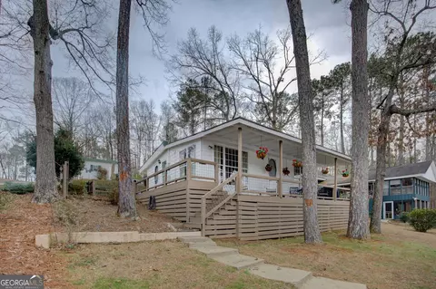 Exterior - 141 Andrea Cir, Jackson, GA 30233 photo 2 of 15
