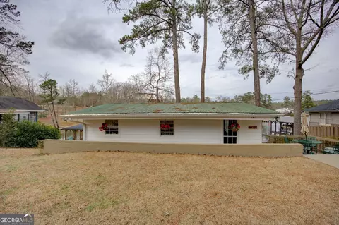 Exterior - 141 Andrea Cir, Jackson, GA 30233 photo 7 of 15