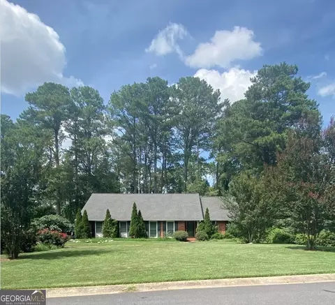2615 Skyline Dr, Atlanta, GA 30337