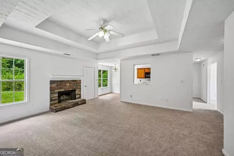 Living - 70 Shenandoah Ln, Covington, GA 30016 photo 2 of 5