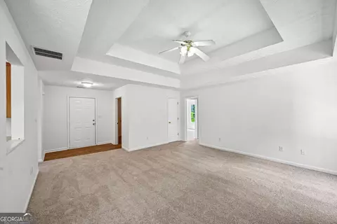 Living - 70 Shenandoah Ln, Covington, GA 30016 photo 4 of 5