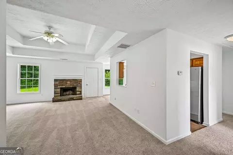 Living - 70 Shenandoah Ln, Covington, GA 30016 photo 1 of 5