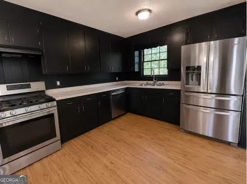 Kitchen - 3985 Hattie Dr, Macon, GA 31217 photo 2 of 2