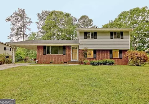 745 Anderson Dr, Jonesboro, GA 30236