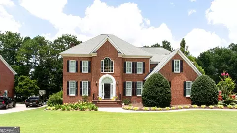 2651 Brentford Ln, Snellville, GA 30078