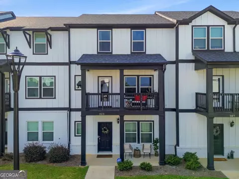 823 Altamaha Trl, Woodstock, GA 30188