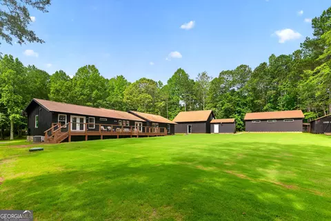 Exterior - 408 Grant Rd, Brooks, GA 30205 photo 11 of 16