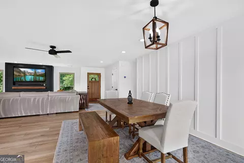 Dining - 408 Grant Rd, Brooks, GA 30205 photo 2 of 2