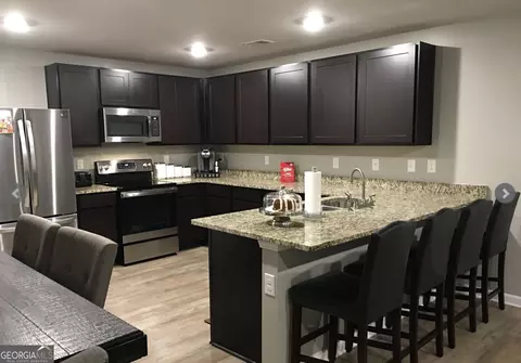 1100 Bluecoat Cir, Hampton, GA 30228 photo 2