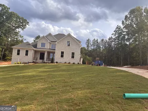 304 Queenscastle Dr, Ellenwood, GA 30294