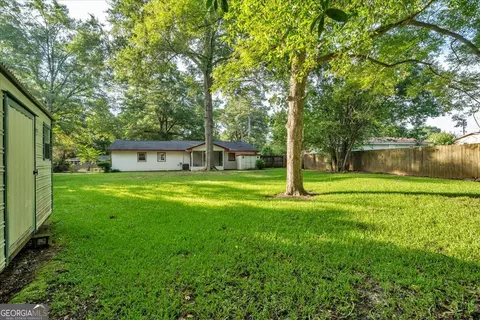 Exterior - 413 Davis Dr, Centerville, GA 31028 photo 15 of 20