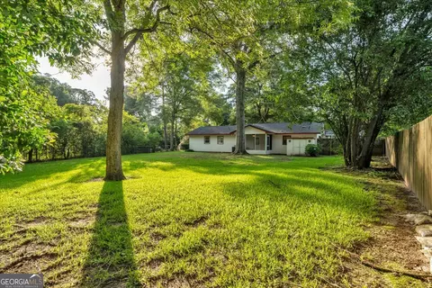 Exterior - 413 Davis Dr, Centerville, GA 31028 photo 3 of 20