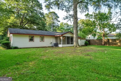 Exterior - 413 Davis Dr, Centerville, GA 31028 photo 14 of 20