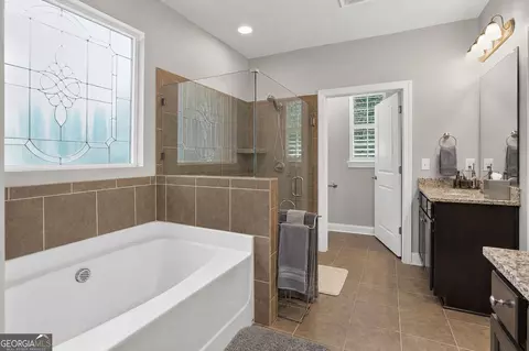 Bath - 419 Bishopton St, Grayson, GA 30017 photo 1 of 4