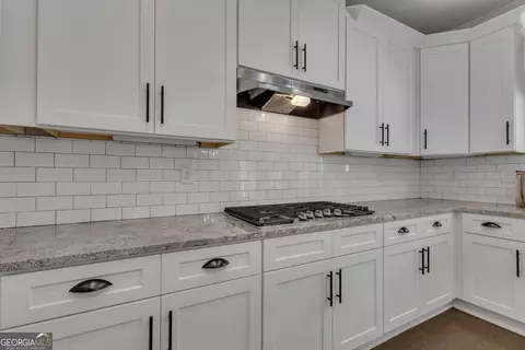 Kitchen - 183 Gable Rd, Brooks, GA 30205 photo 4 of 7