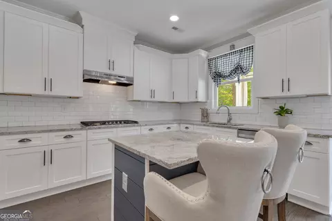 Kitchen - 183 Gable Rd, Brooks, GA 30205 photo 2 of 7
