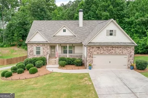 40 Copper Stem Dr, Dallas, GA 30157