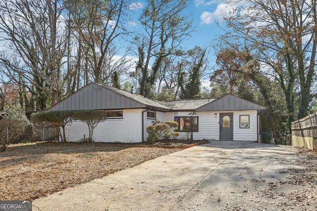 2907 Monterey Dr, Decatur, GA 30032