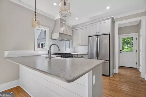 Kitchen - 116 Lakeland Dr, Lagrange, GA 30240 photo 1 of 3