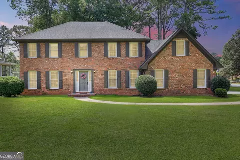 4976 Mystere Cir SW, Lilburn, GA 30047